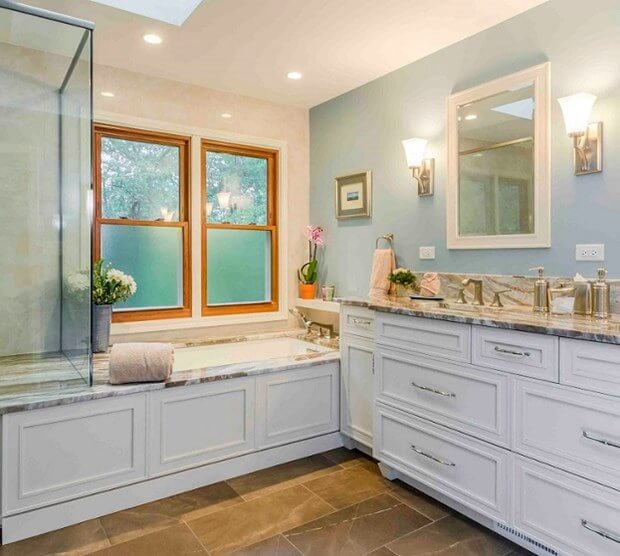 8 Ways To Make Your Bathroom More Inviting