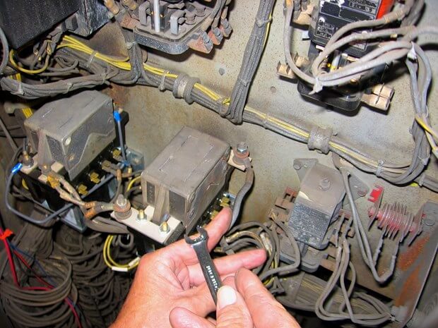 5 Electrical Projects You Can Do Yourself