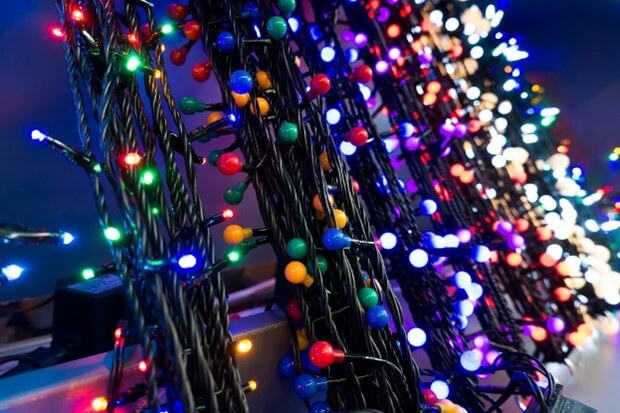 7 Holiday Light Ideas To Wow Your Neighbors