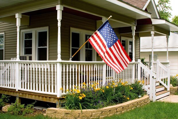 How and When to Hang the American Flag