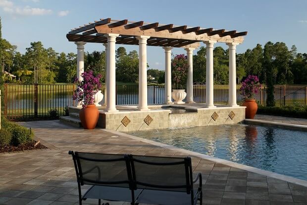 4 Attractive Fencing Ideas For Your Yard